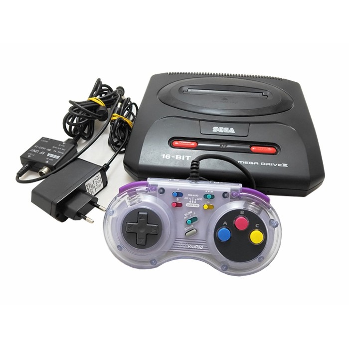Sega Mega Drive 2 con controller compatibile e cavi - USATO Sega Mega Drive 2 con controller compatibile e cavi - USATO