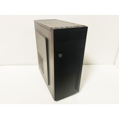 Pc fisso Serie Ufficio i5-4690K GTS 450 8GB 500GB/128GB - Nero