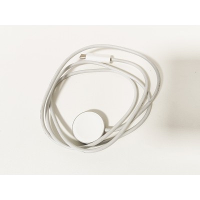 Apple Watch Series 4 Gold Aluminum Case Pink Sand Sport Loop 40MM