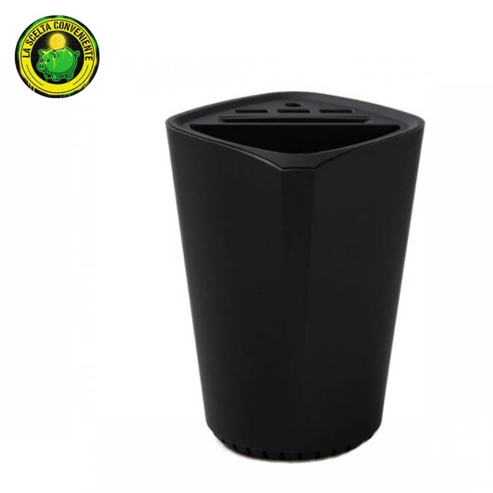 Caricatore da auto Orico a forma di tazza nero con 3 porte USB.