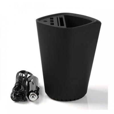 Caricatore da auto Orico a forma di tazza nero con 3 porte USB.